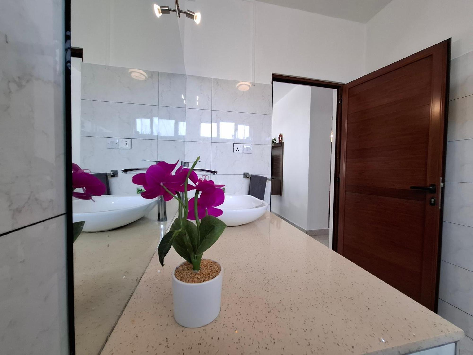 Oceanview Kite Garden Rooftop Apartment